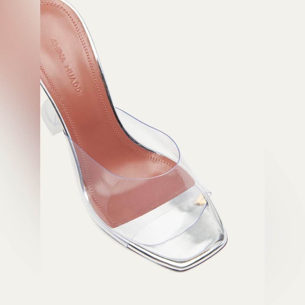 Brand new never worn Amina Muaddi sandal heals.